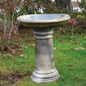 Traditional Bird Bath